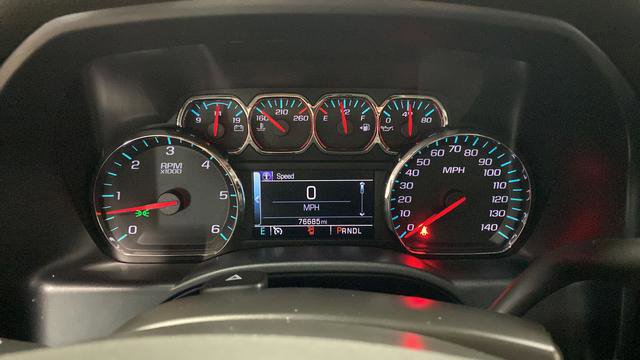 Used 2018 Chevrolet Silverado 1500 LT w/ All Star Edition AWD/4WD image 16
