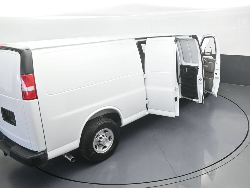 New 2026 Chevrolet Express 2500 Extended w/ Driver Convenience Package RWD image 65