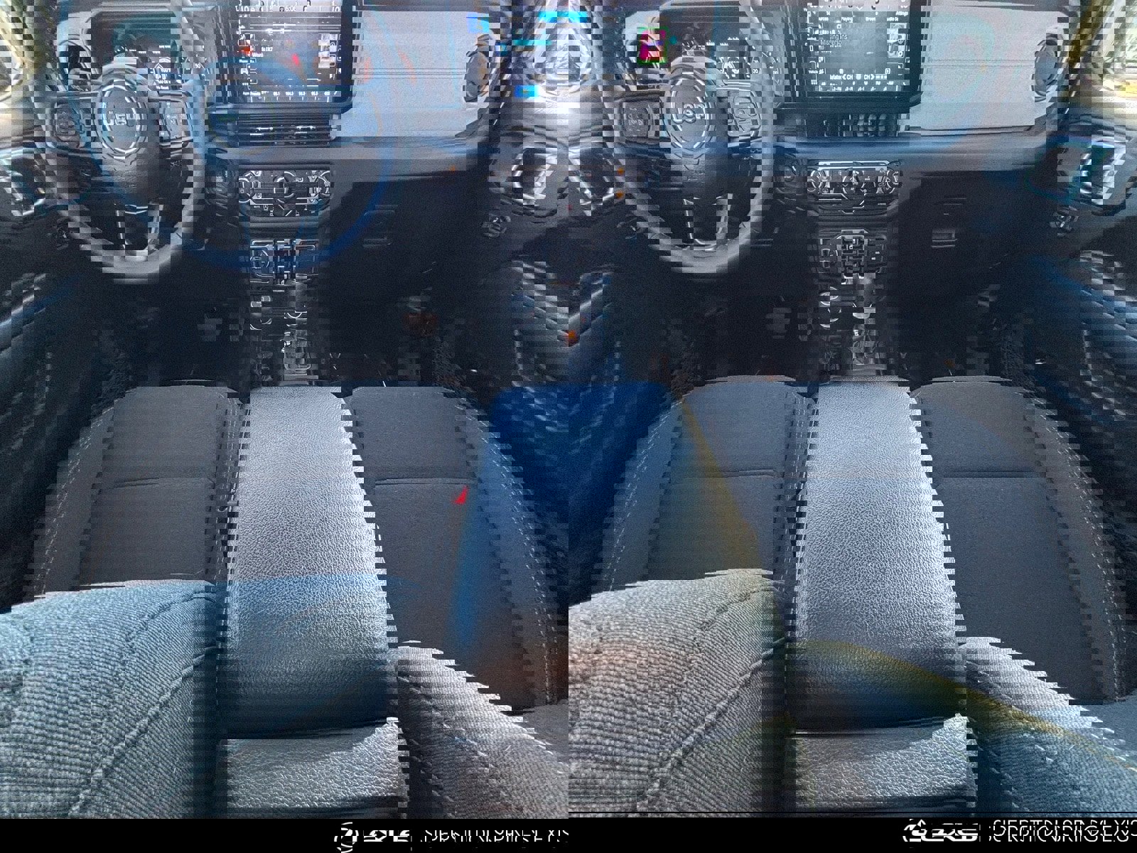 Used 2024 Jeep Wrangler Sport S image 15