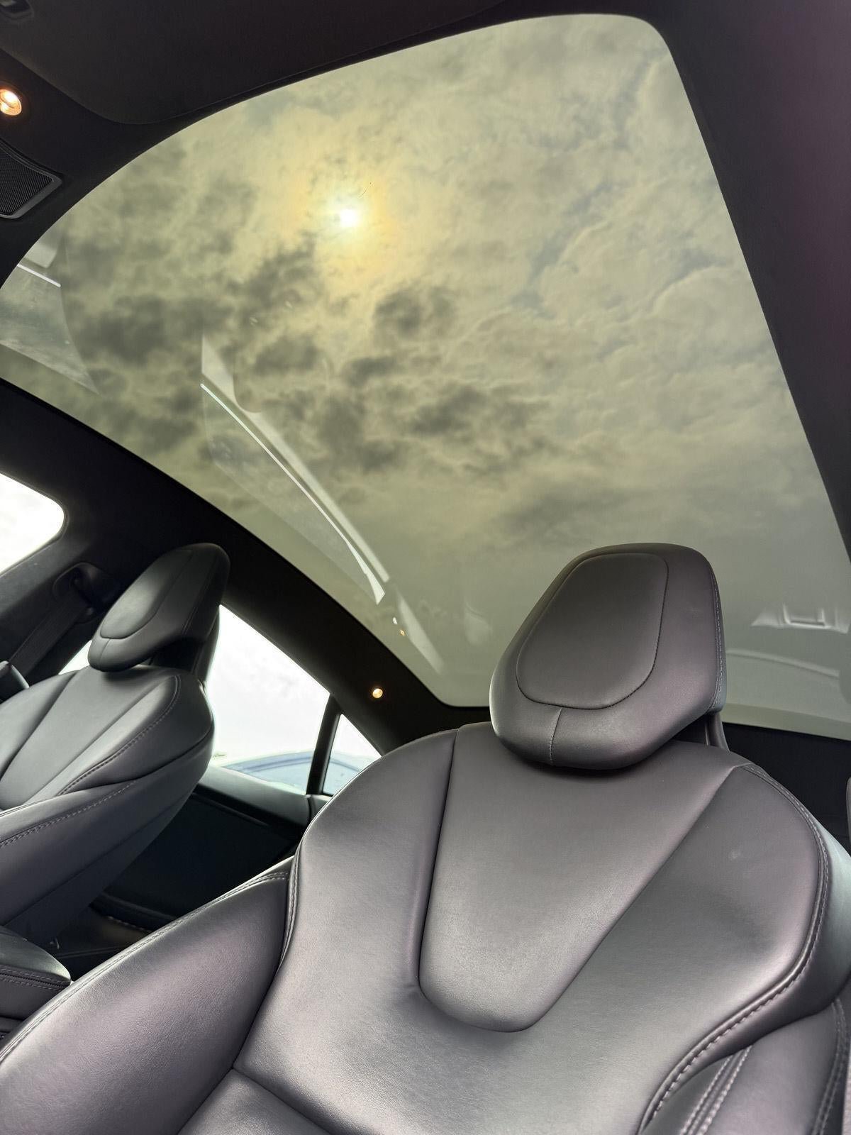Used 2019 Tesla Model S Long Range AWD/4WD image 15
