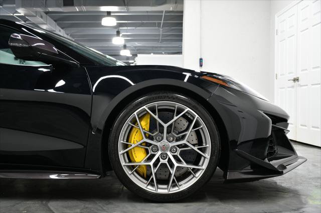 Used 2026 Chevrolet Corvette ZR1 w/ ZR1 Carbon Fiber Aero Package RWD image 29