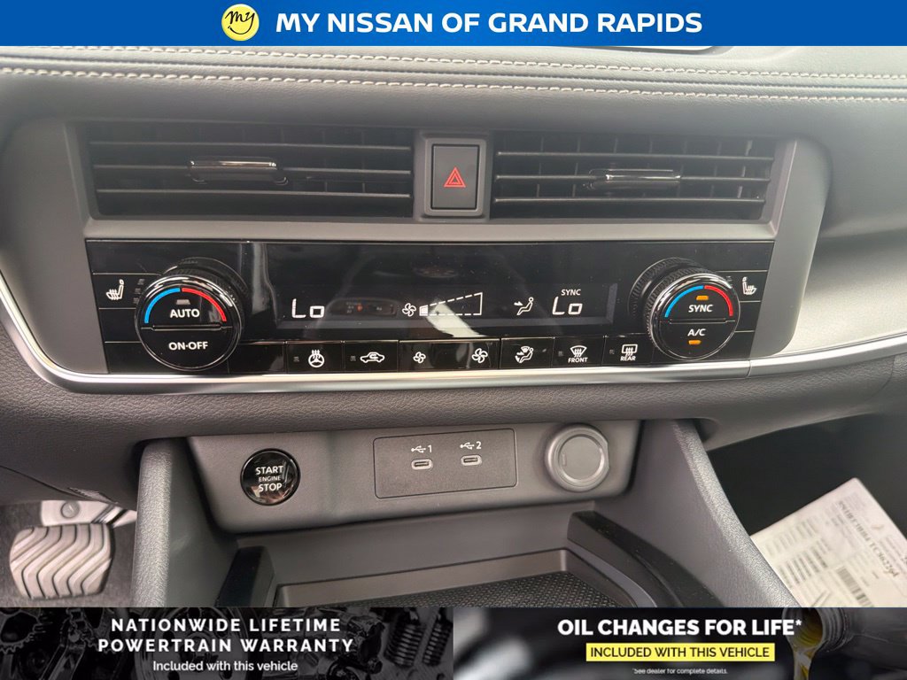 New 2026 Nissan Rogue Dark Armor AWD/4WD image 19