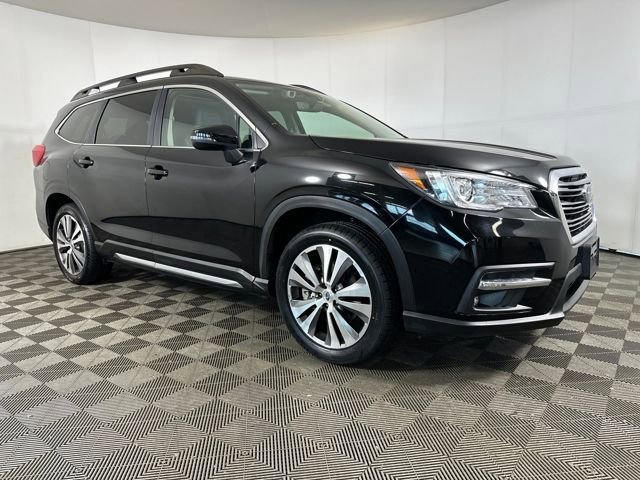 Used 2022 Subaru Ascent Limited w/ Technology Package AWD/4WD image 2