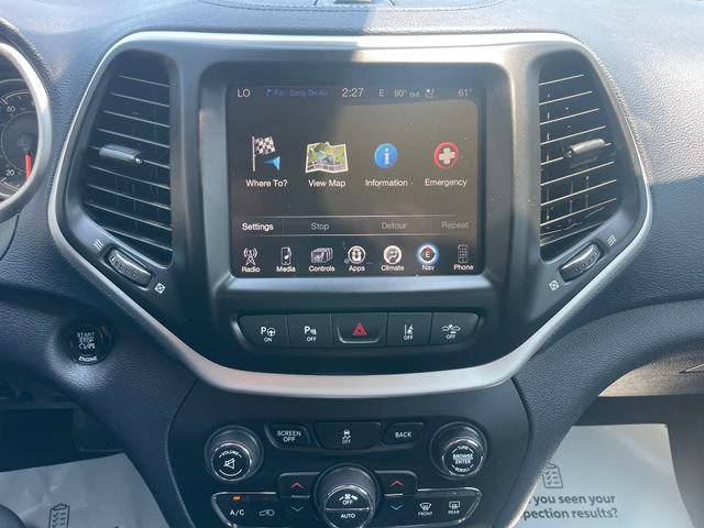 Used 2016 Jeep Cherokee Limited w/ Luxury Group AWD/4WD image 20
