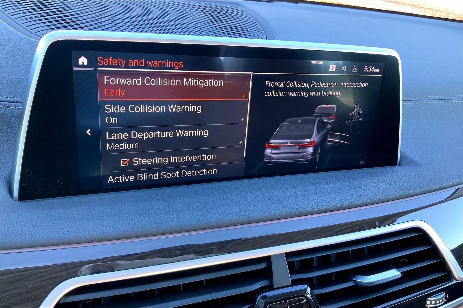 Used 2022 BMW 750i xDrive AWD/4WD image 35