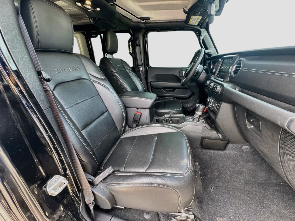Certified 2023 Jeep Wrangler Unlimited Sahara w/ Cold Weather Group AWD/4WD image 32