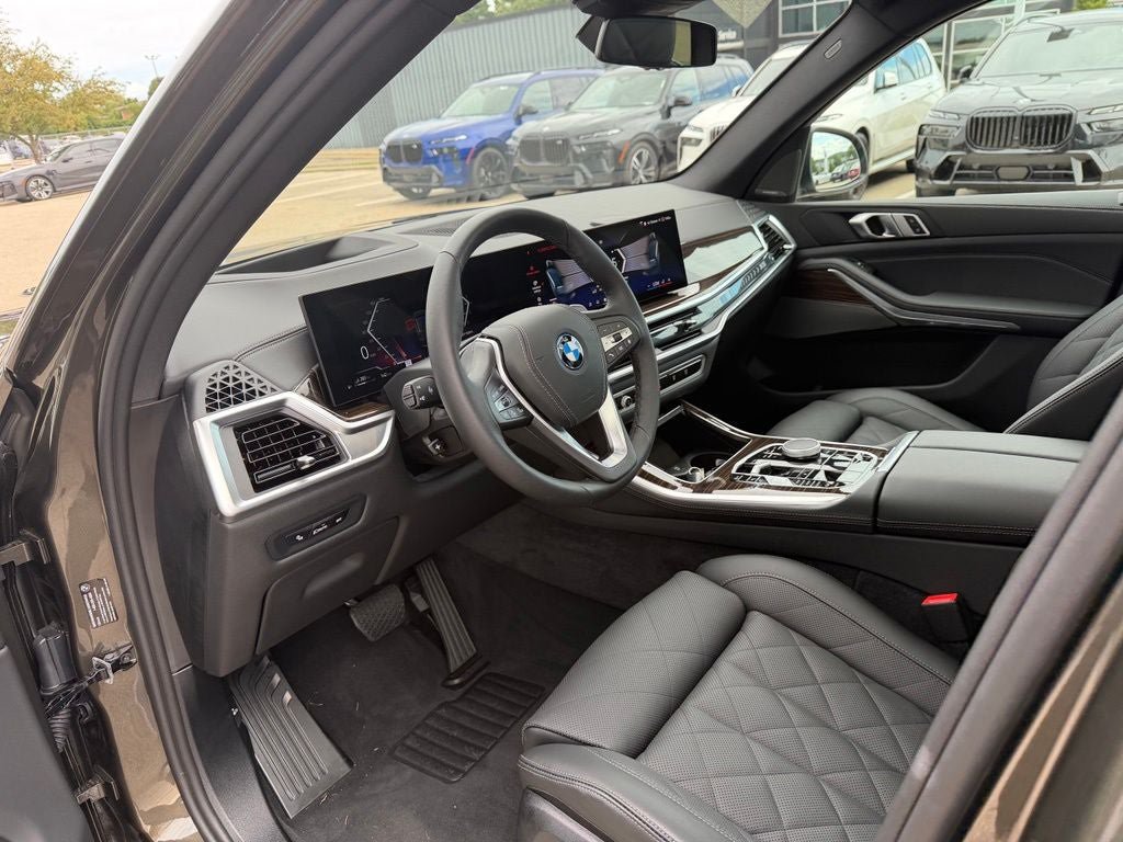 Used 2026 BMW X5 xDrive50e AWD/4WD image 9