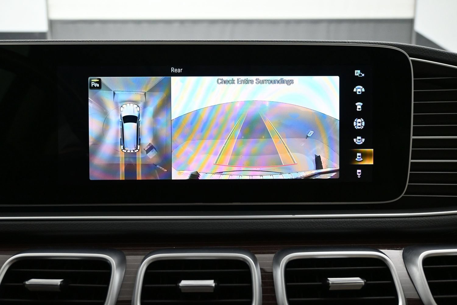 Used 2022 Mercedes-Benz GLS 450 4MATIC image 31