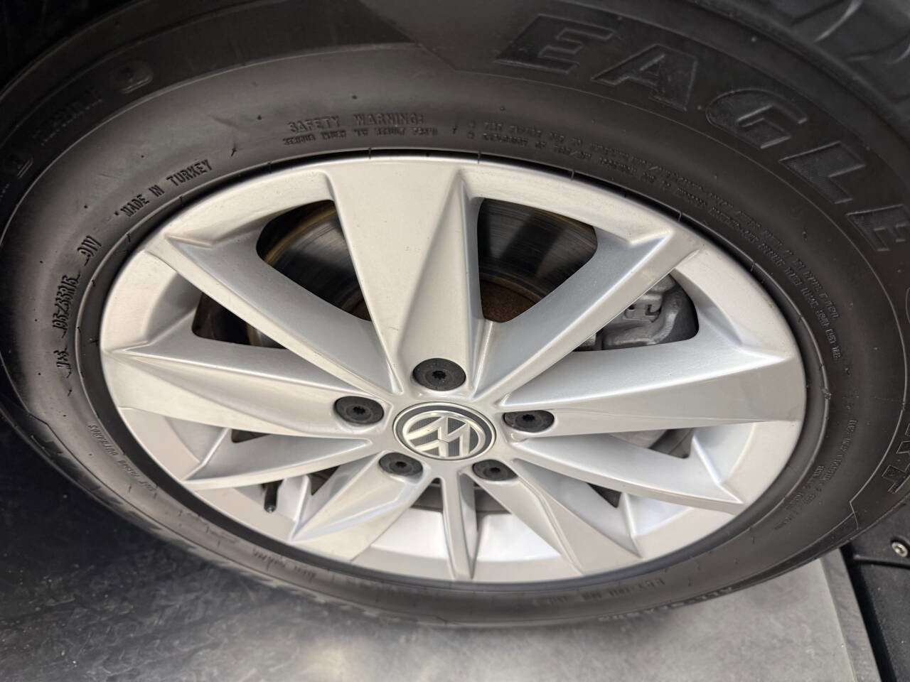 Used 2015 Volkswagen Golf SE image 27