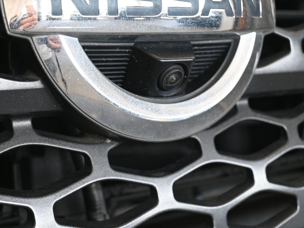 Used 2018 Nissan Titan PRO-4X w/ Pro-4x Convenience Package image 53