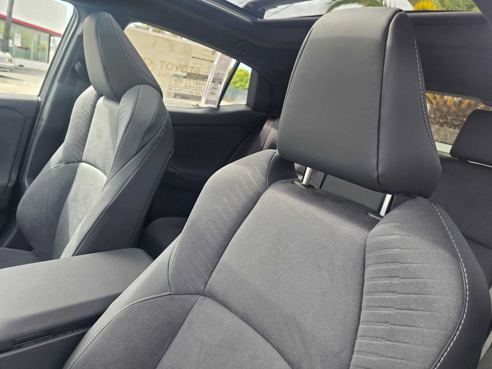 New 2026 Toyota C-HR AWD/4WD image 25