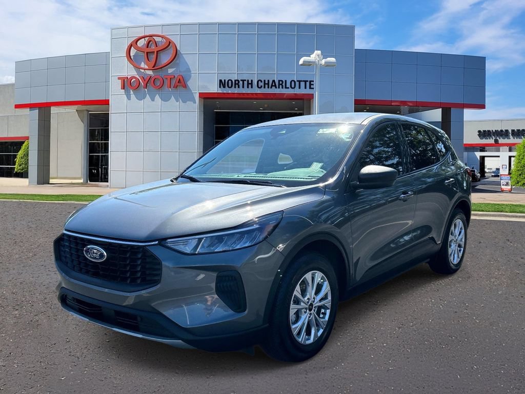 Used 2026 Ford Escape Active FWD image 5