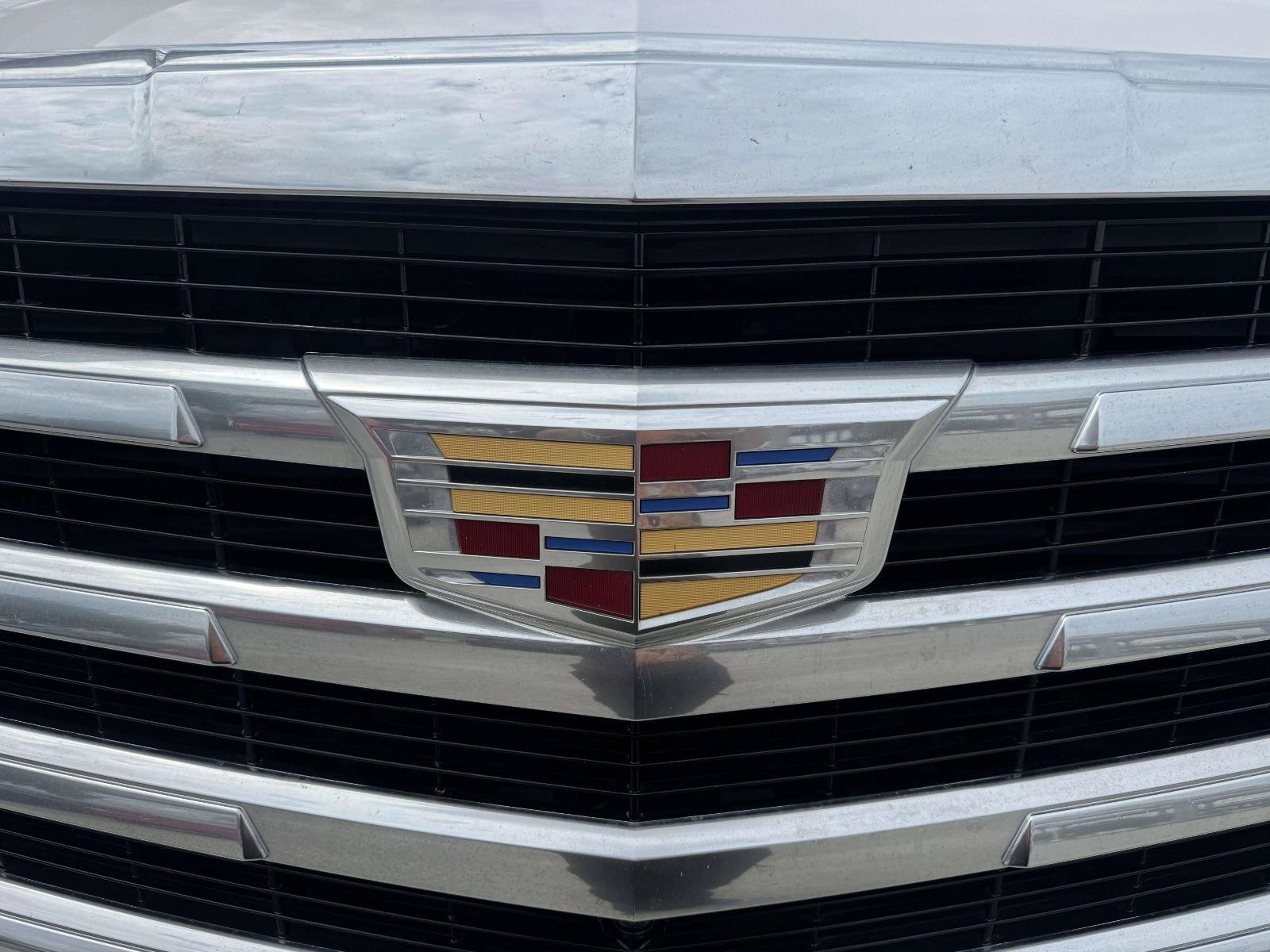 Used 2020 Cadillac Escalade Premium Luxury AWD/4WD image 12