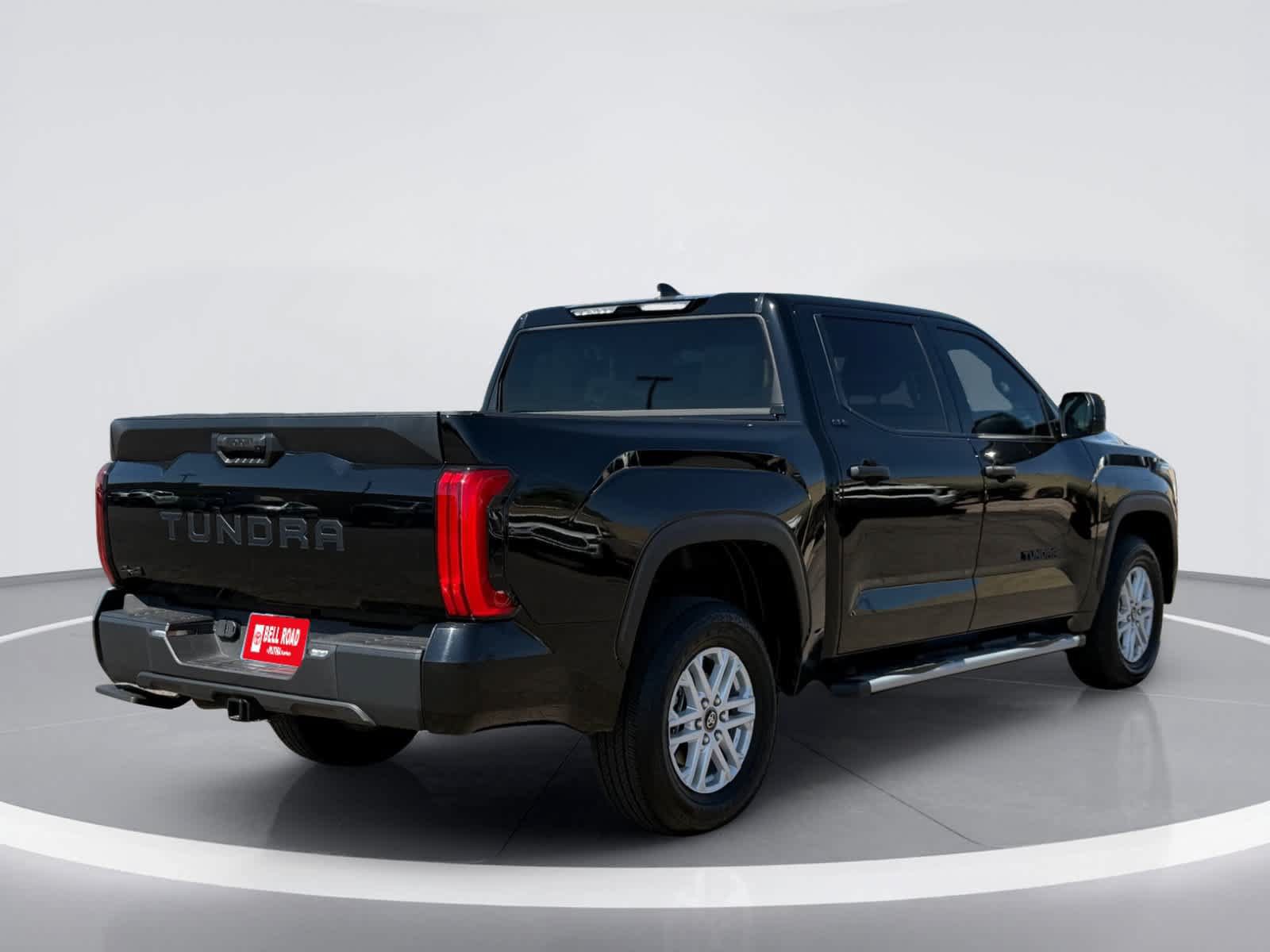 Used 2025 Toyota Tundra SR5 AWD/4WD image 9