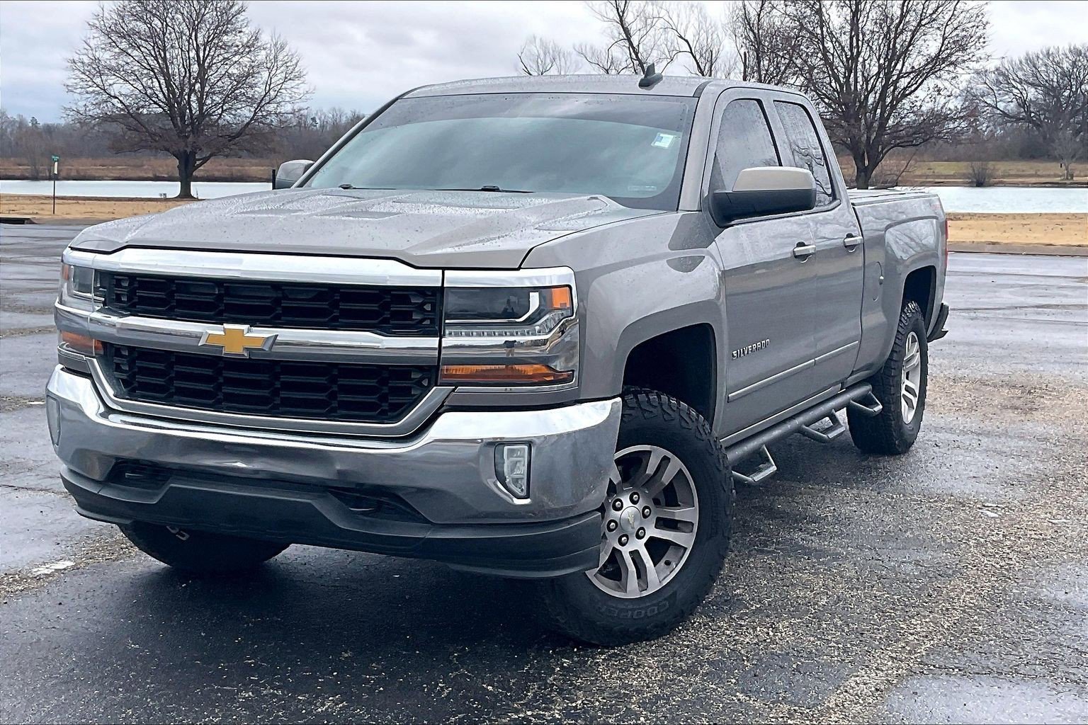 Used 2017 Chevrolet Silverado 1500 LT w/ All Star Edition image 2