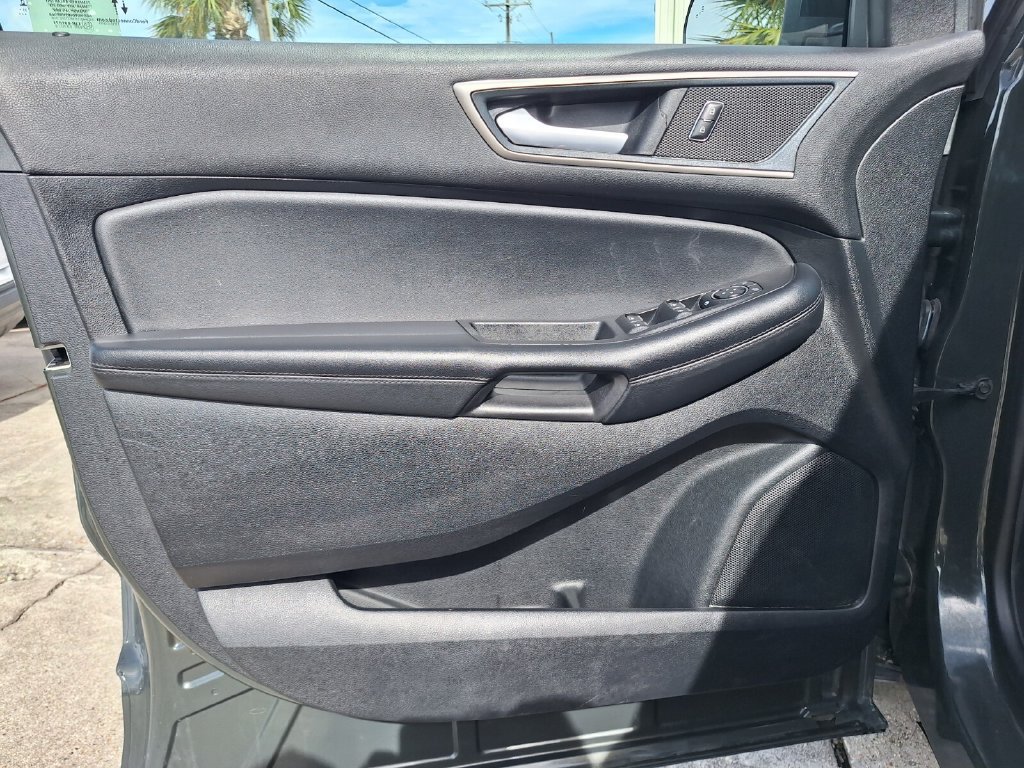 Used 2024 Ford Edge SEL AWD/4WD image 32