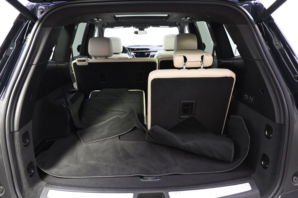 New 2025 Cadillac XT6 Sport image 17