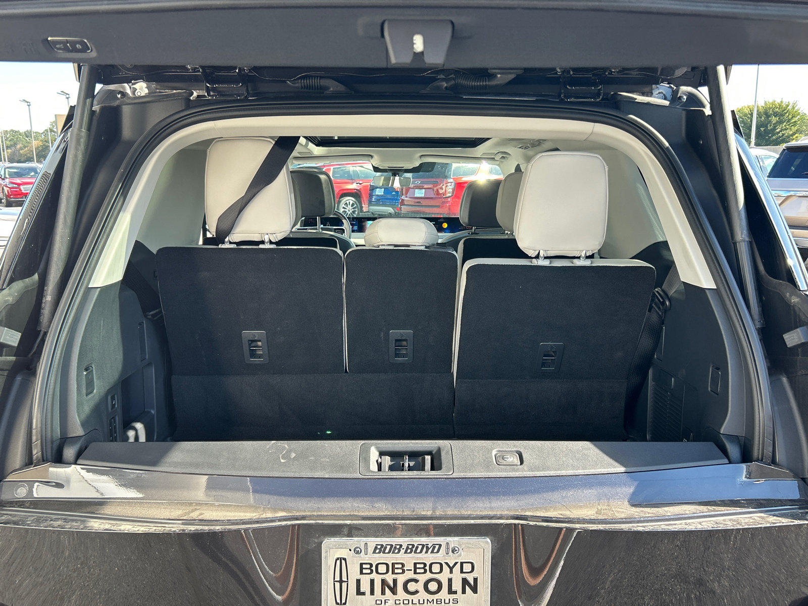 New 2026 Lincoln Navigator Reserve AWD/4WD image 9