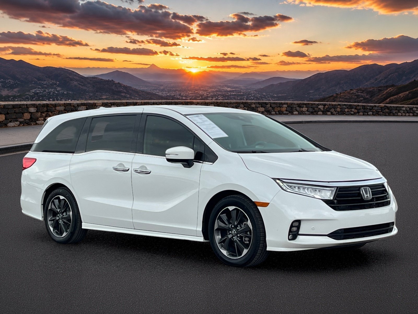 Used 2022 Honda Odyssey Elite image 7
