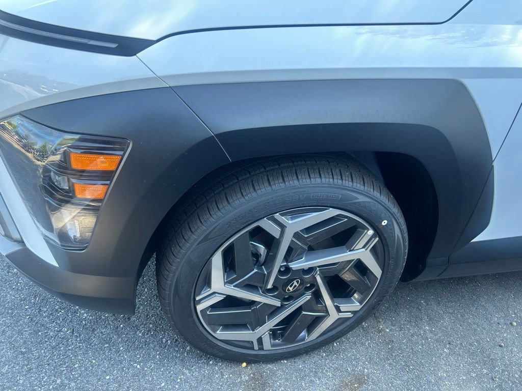 New 2027 Hyundai Kona SEL Sport FWD image 9