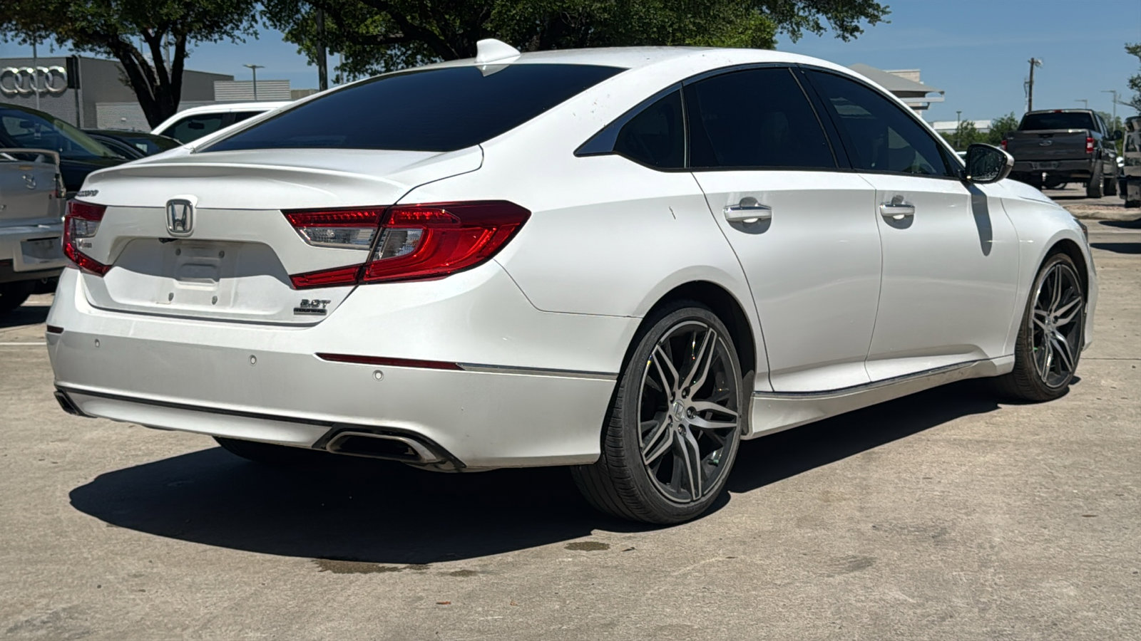 Used 2021 Honda Accord Touring image 7