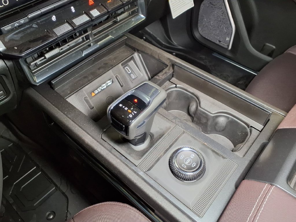 New 2026 GMC Hummer EV SUV AWD/4WD image 19