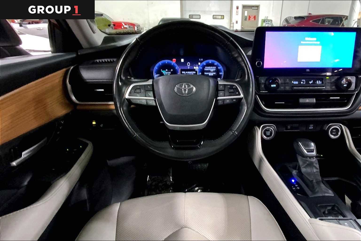 Used 2024 Toyota Grand Highlander Limited image 6