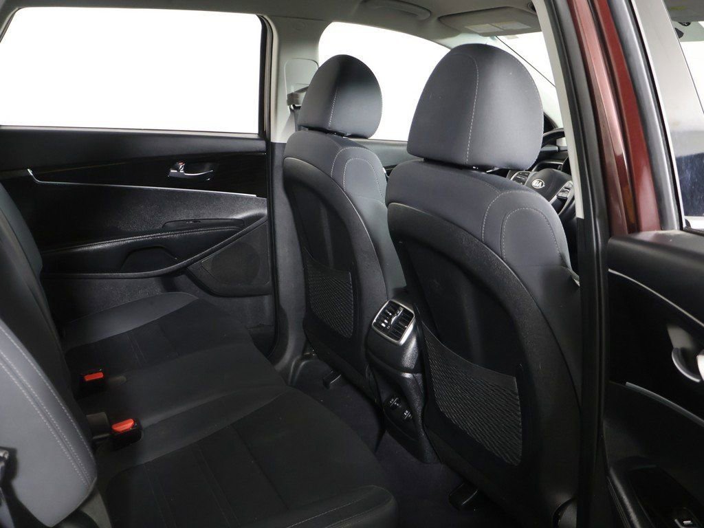 Used 2020 Kia Sorento LX w/ LX I4 Convenience Package image 27