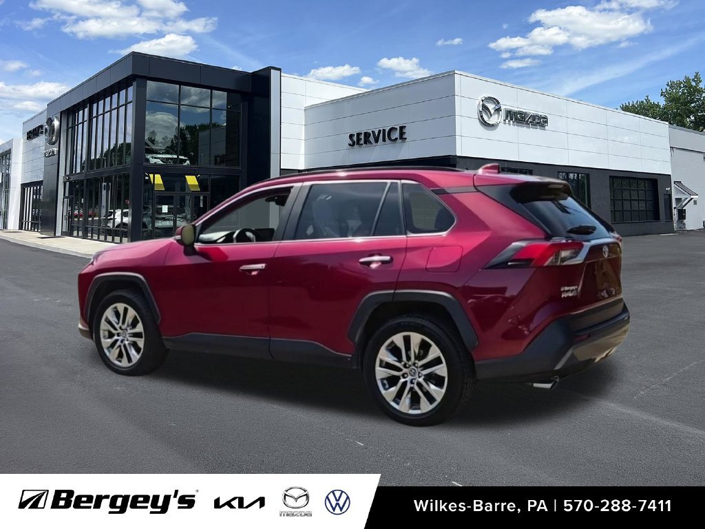 Used 2019 Toyota RAV4 Limited w/ Advanced Technology Package AWD/4WD image 8