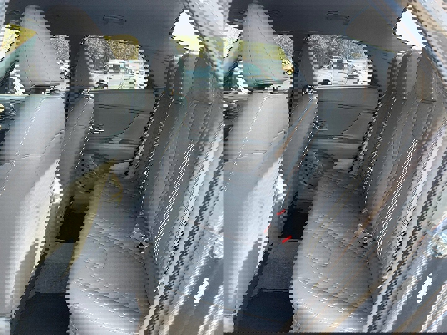 Used 2023 Hyundai Elantra SEL w/ Convenience Package image 26