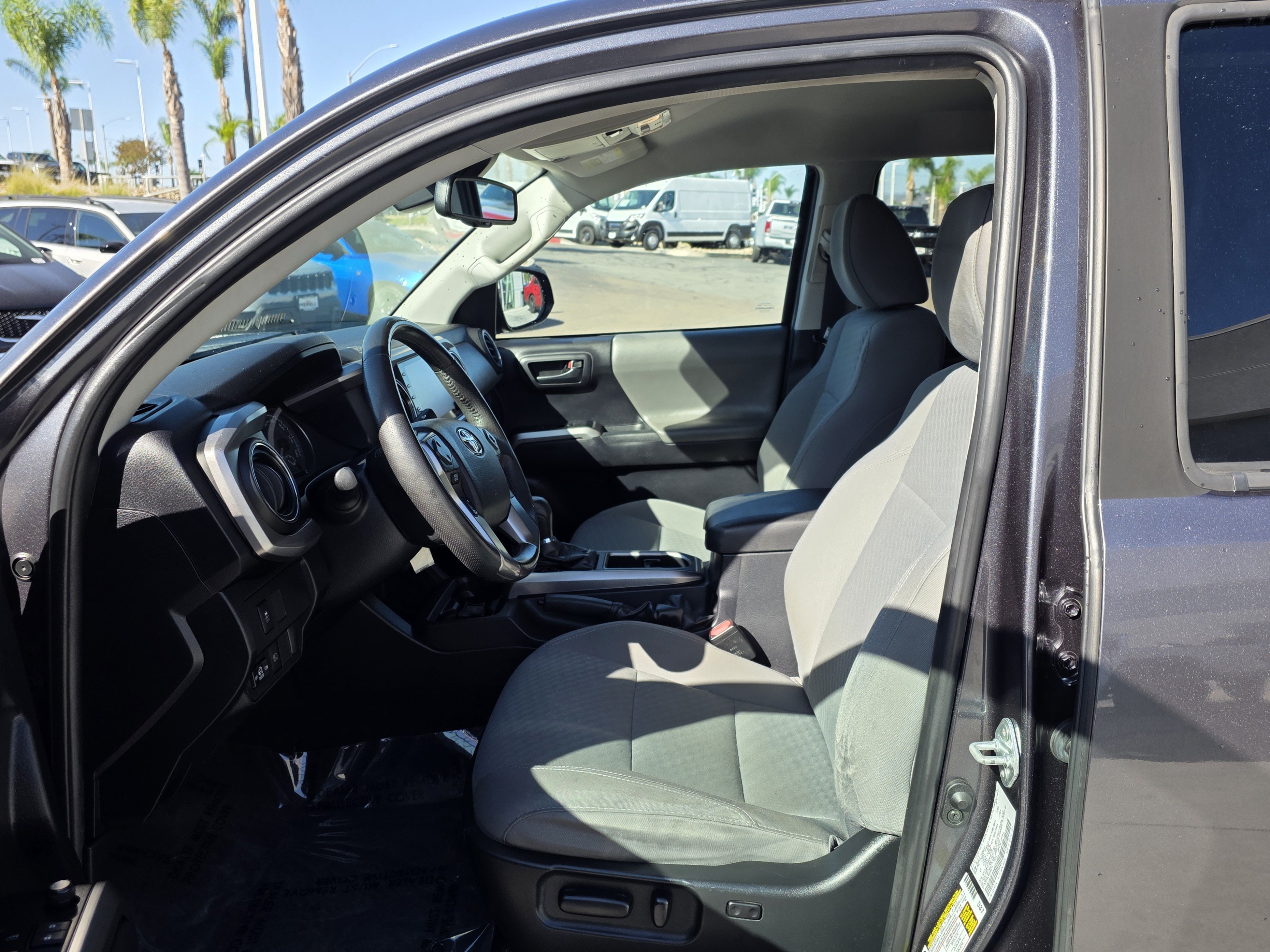 Used 2021 Toyota Tacoma SR5 RWD image 10