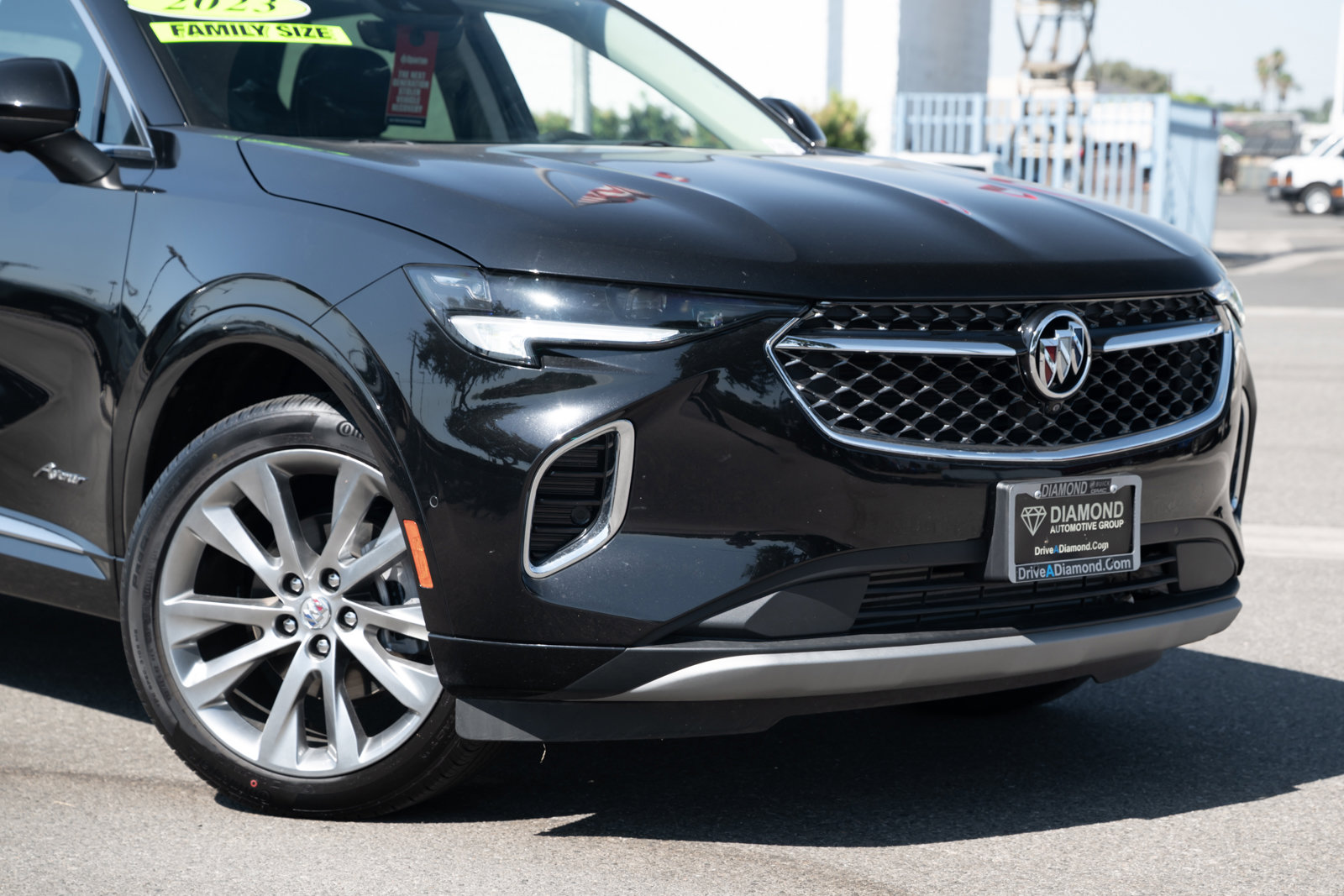 Used 2023 Buick Envision Avenir image 9