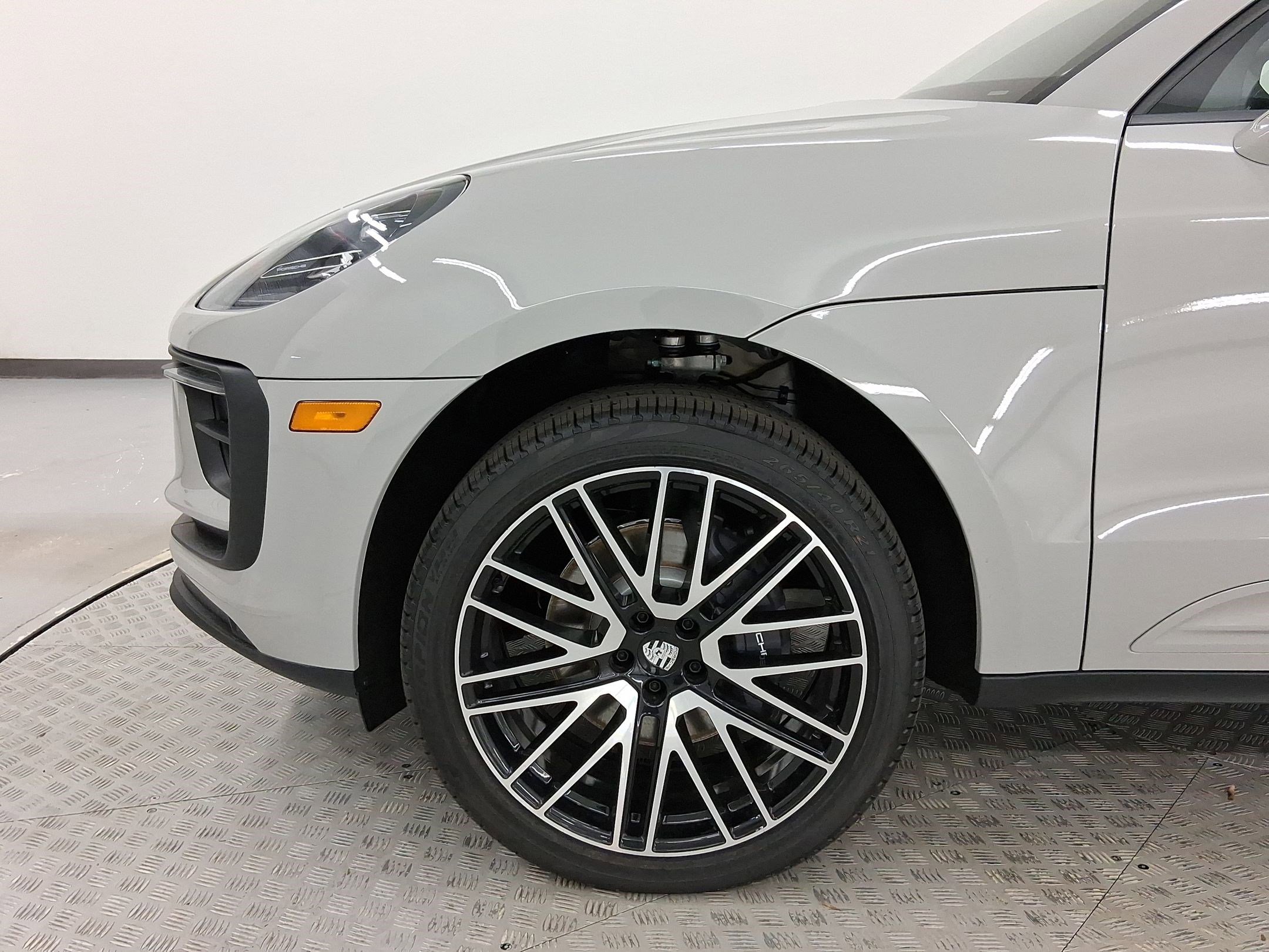 New 2026 Porsche Macan image 12