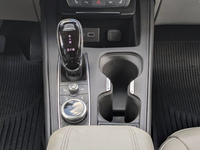 Used 2023 Cadillac XT4 Luxury w/ Cold Weather Package FWD image 23