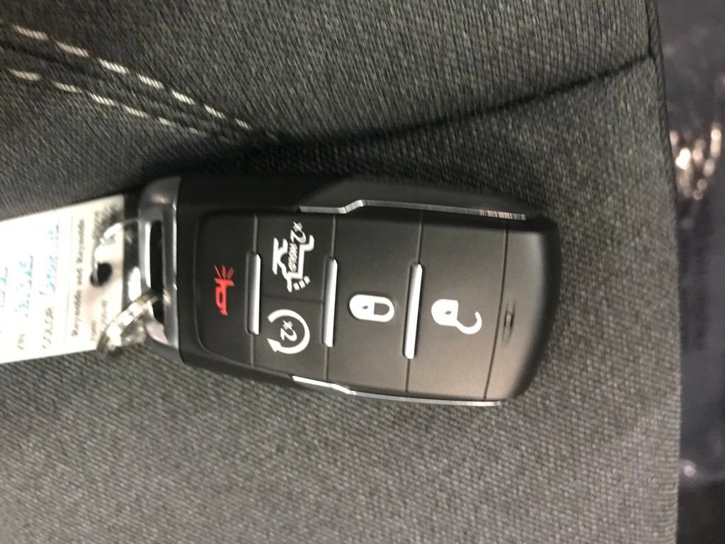 New 2026 RAM 1500 4x4 Crew Cab image 59