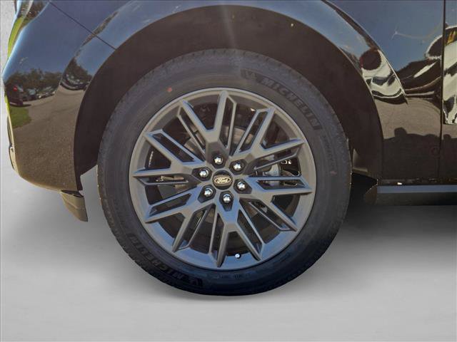 New 2027 Ford Expedition Platinum w/ Stealth Appearance Package RWD image 10