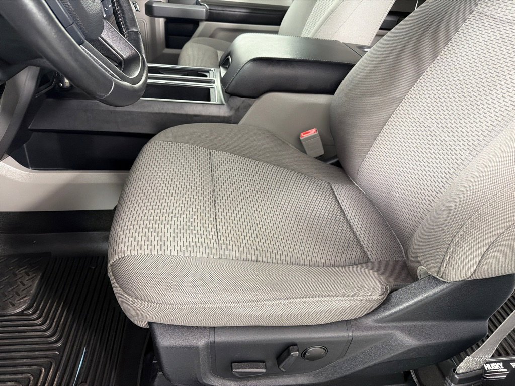 Used 2020 Ford F150 XLT w/ Equipment Group 302A Luxury AWD/4WD image 11