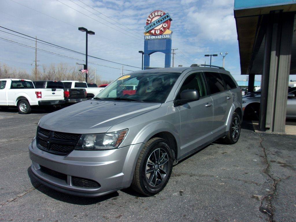 Used 2018 Dodge Journey SE w/ Blacktop Package FWD image 1