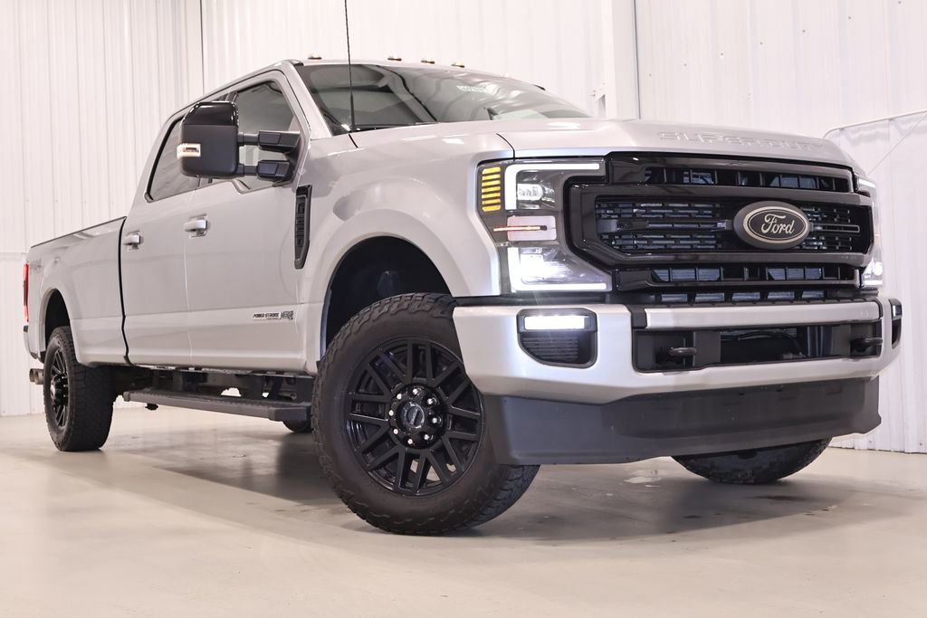 Certified 2022 Ford F250 Lariat w/ Black Appearance Package image 44