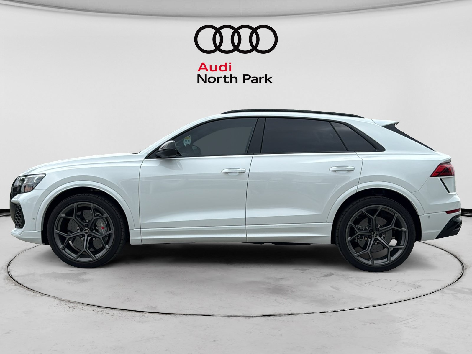 New 2026 Audi RS Q8 performance AWD/4WD image 4