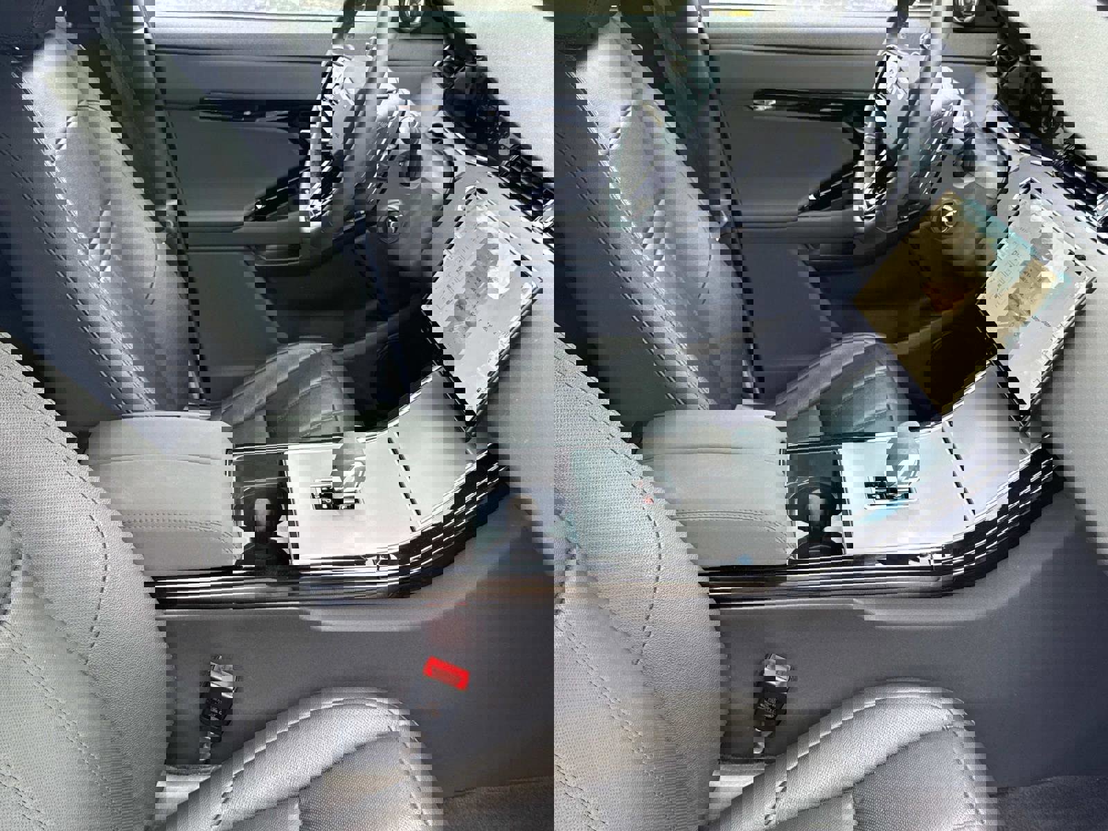 Certified 2024 Land Rover Range Rover Evoque S image 5