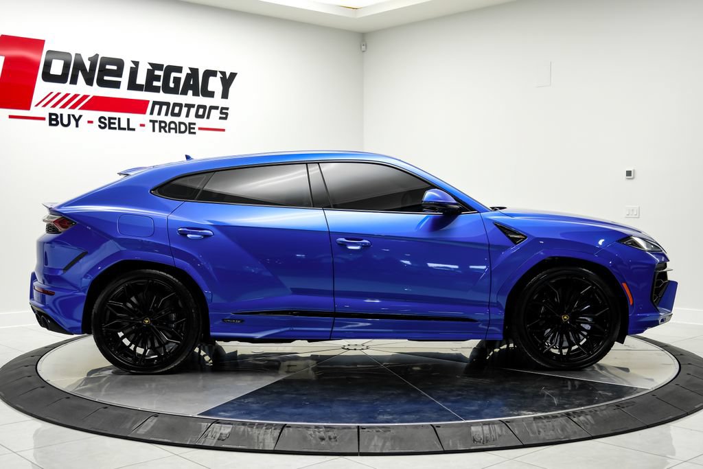 Used 2025 Lamborghini Urus SE AWD/4WD image 5