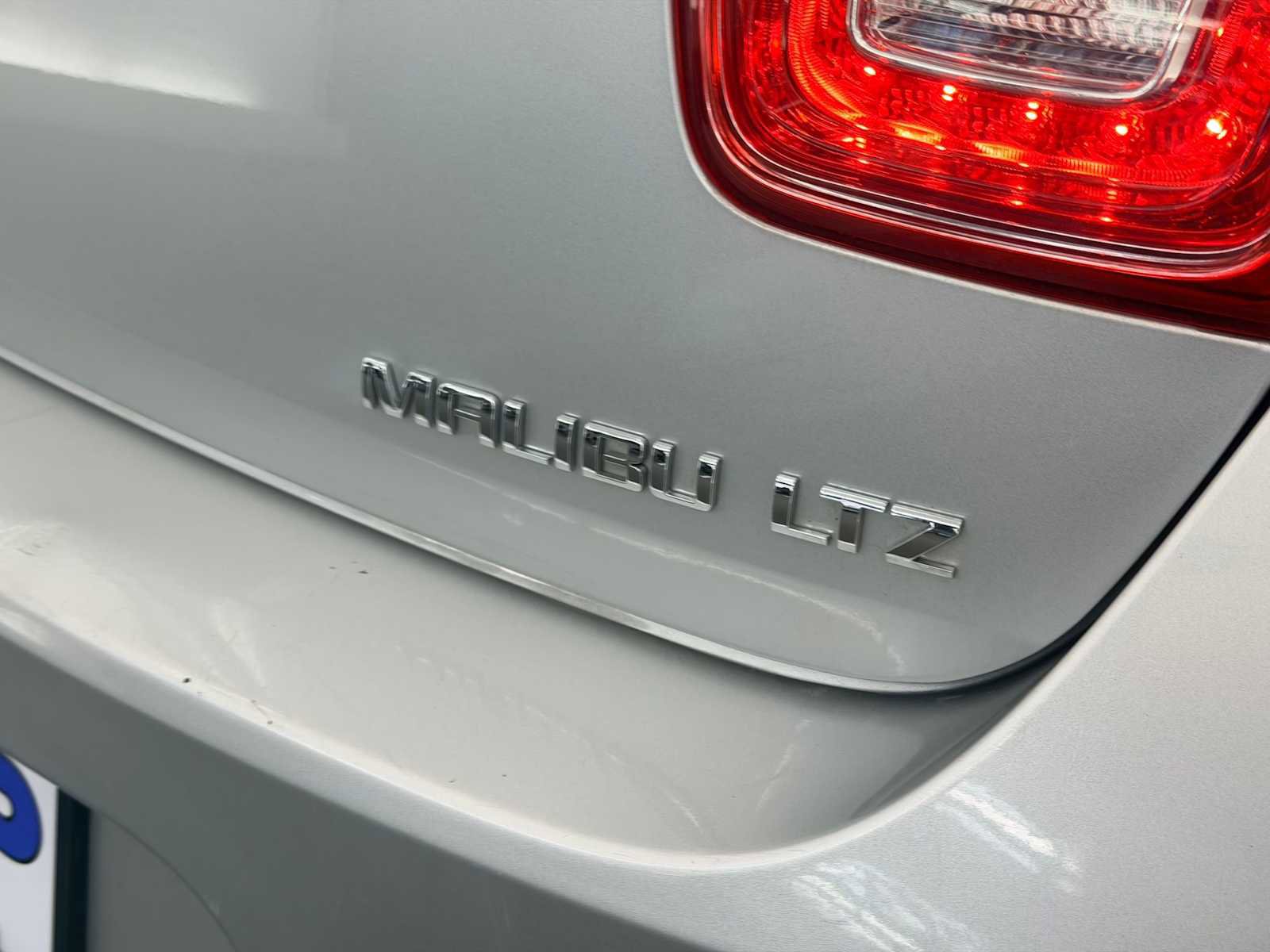 Used 2016 Chevrolet Malibu LTZ image 11