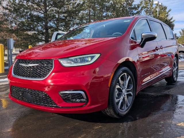 New 2026 Chrysler Pacifica Pinnacle image 5