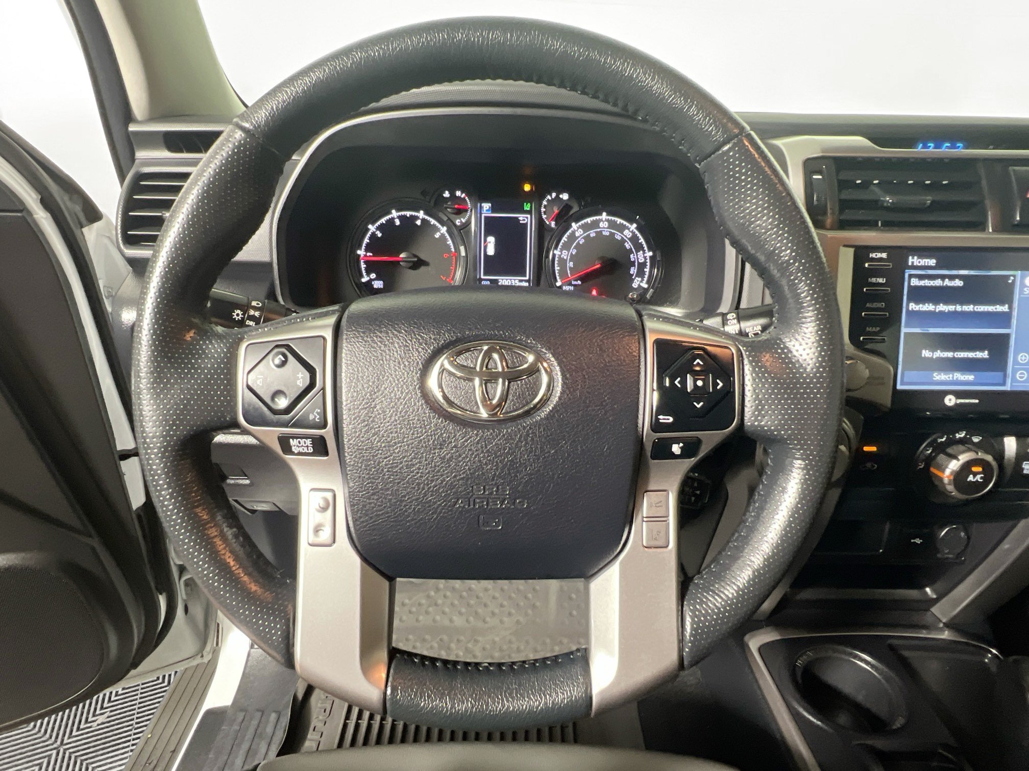 Used 2024 Toyota 4Runner SR5 Premium w/ Moonroof Package RWD image 17