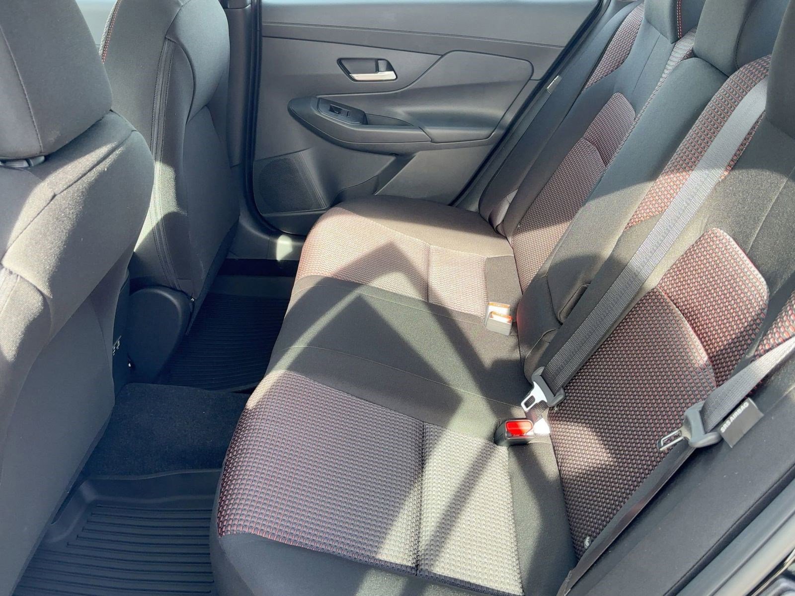 New 2026 Nissan Sentra SR w/ Floor Mat Package FWD image 25