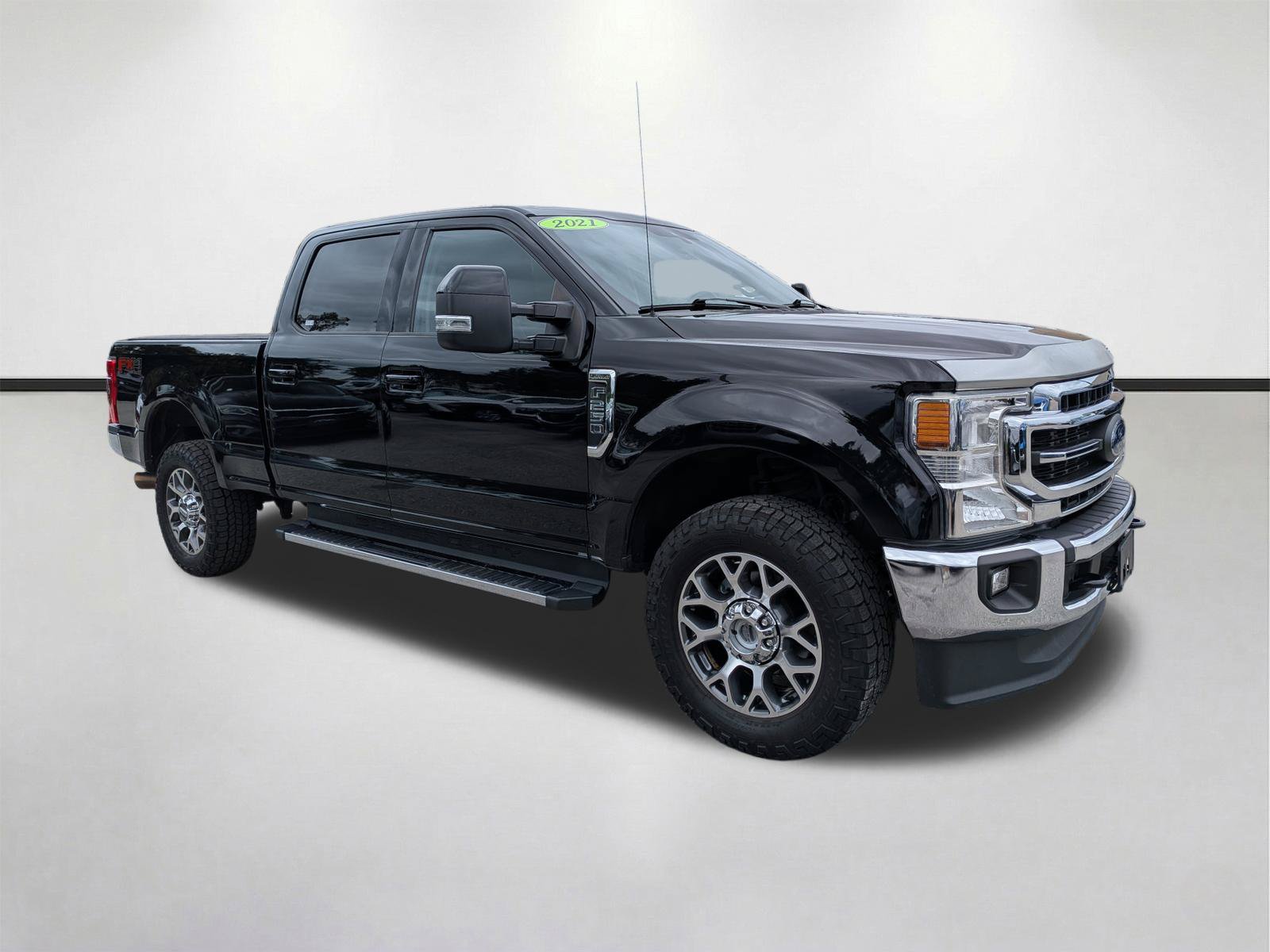 Used 2021 Ford F250 Lariat w/ Lariat Value Package AWD/4WD image 2