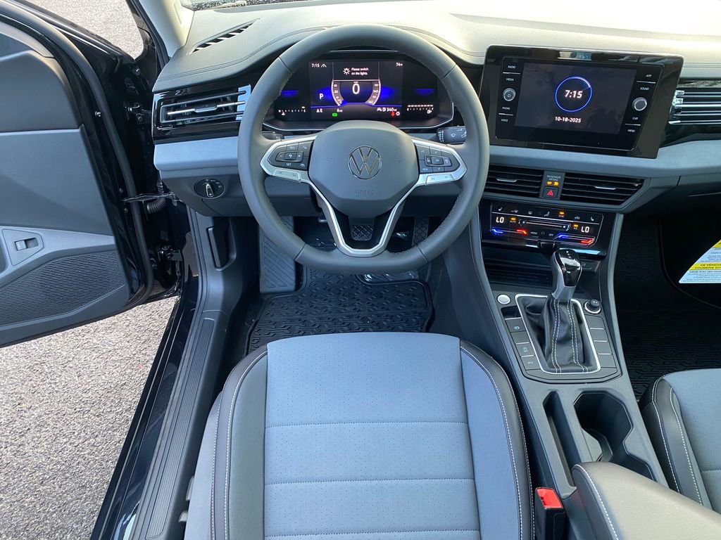 New 2026 Volkswagen Jetta SE image 30