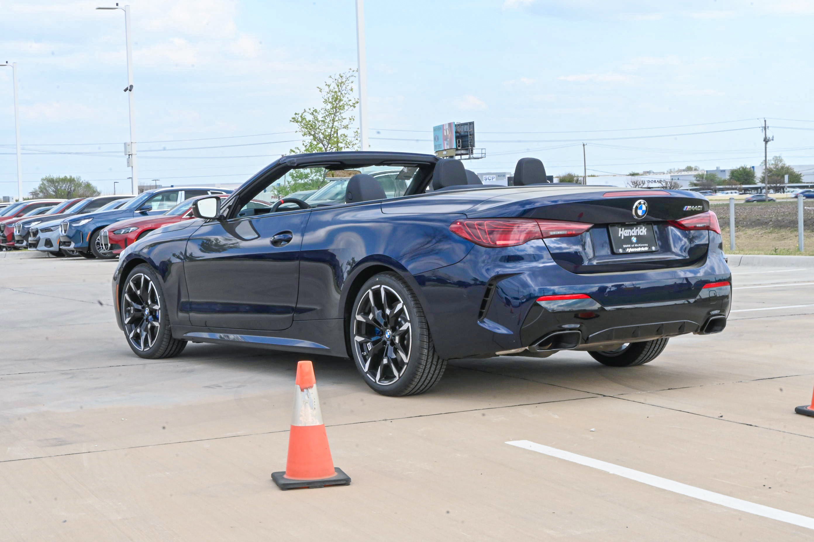 New 2026 BMW M440i Convertible RWD image 3