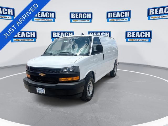 New 2026 Chevrolet Express 2500 w/ Driver Convenience Package RWD image 4